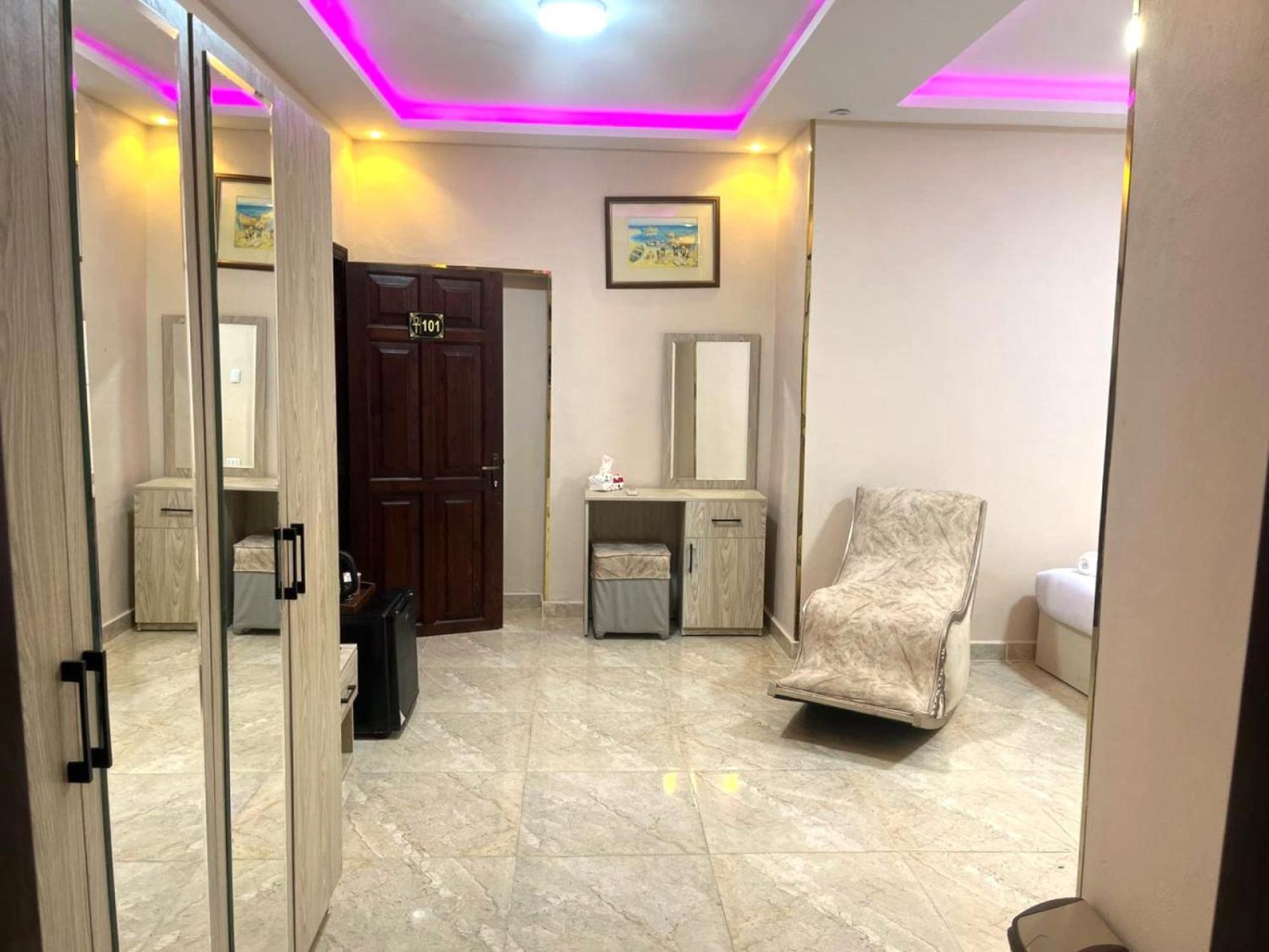 Nun Pyramids Hotel Kafret el-Gabal Habitación foto