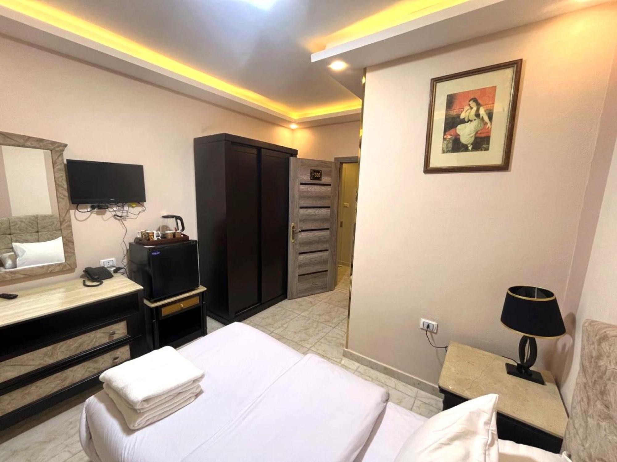 Nun Pyramids Hotel Kafret el-Gabal Habitación foto