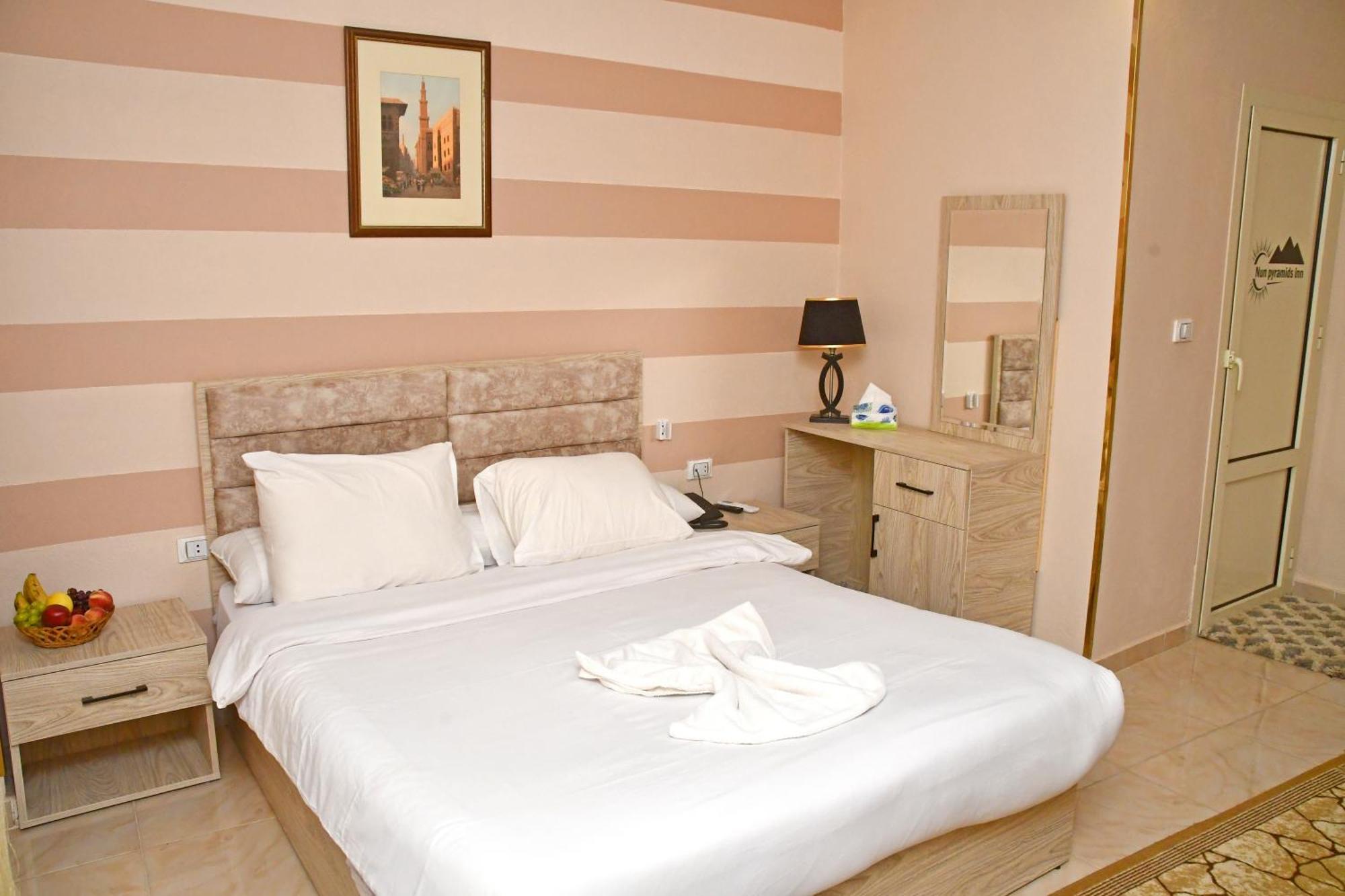 Nun Pyramids Hotel Kafret el-Gabal Habitación foto