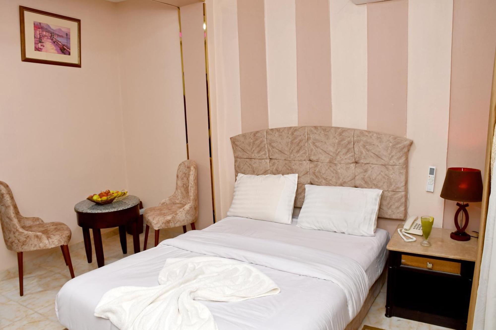 Nun Pyramids Hotel Kafret el-Gabal Habitación foto