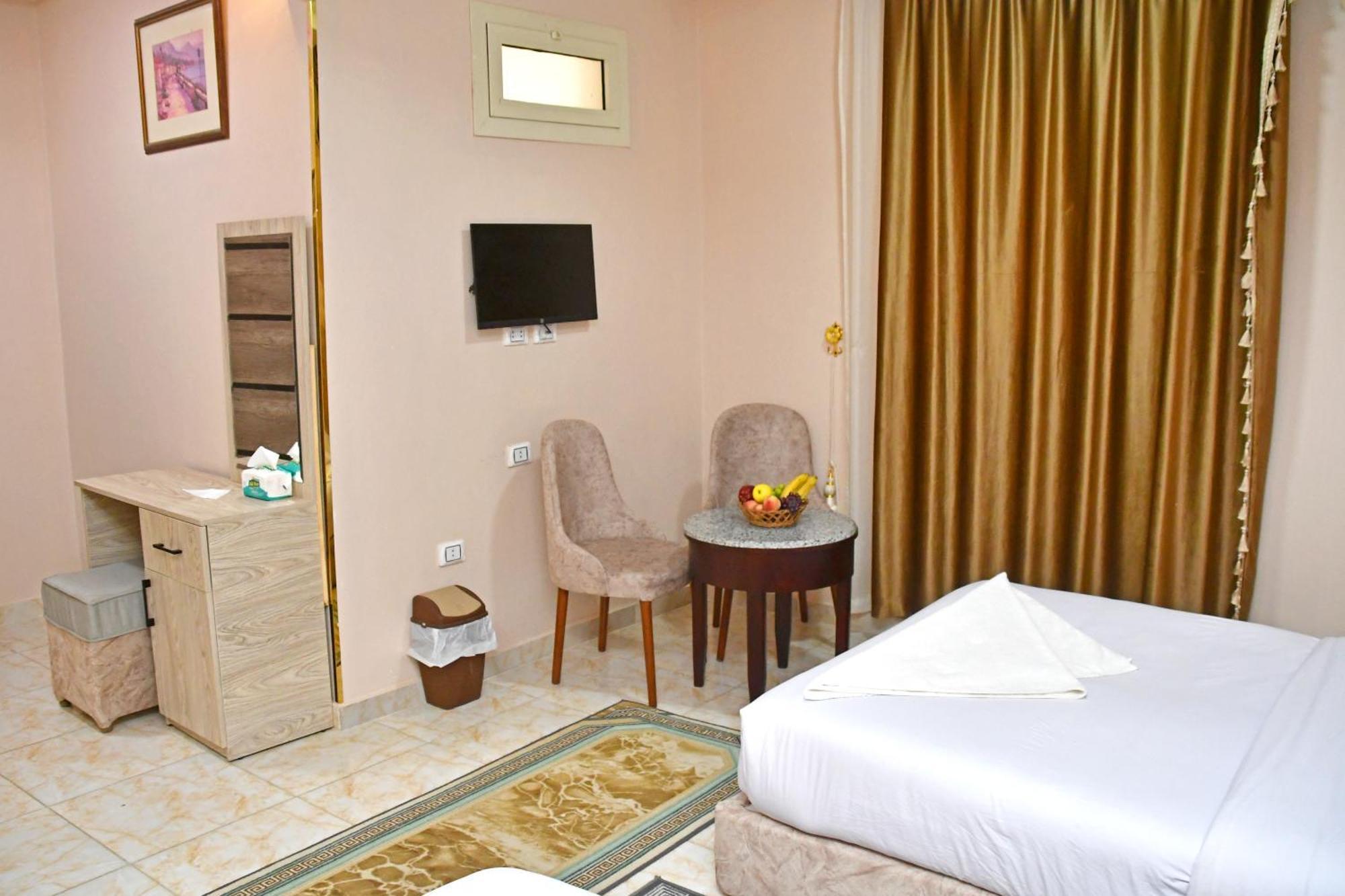 Nun Pyramids Hotel Kafret el-Gabal Habitación foto
