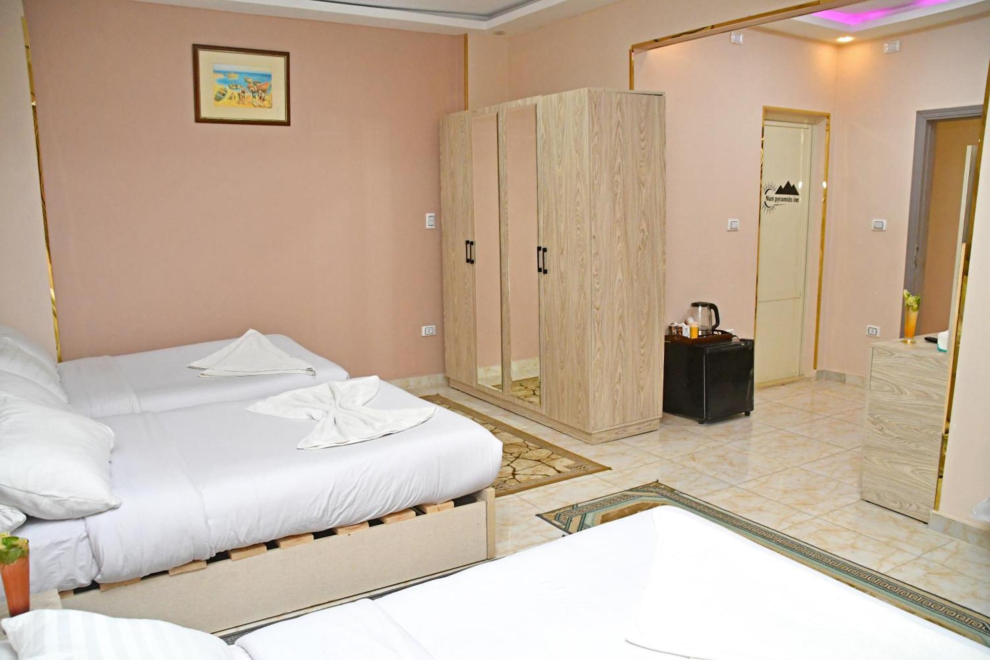 Nun Pyramids Hotel Kafret el-Gabal Habitación foto