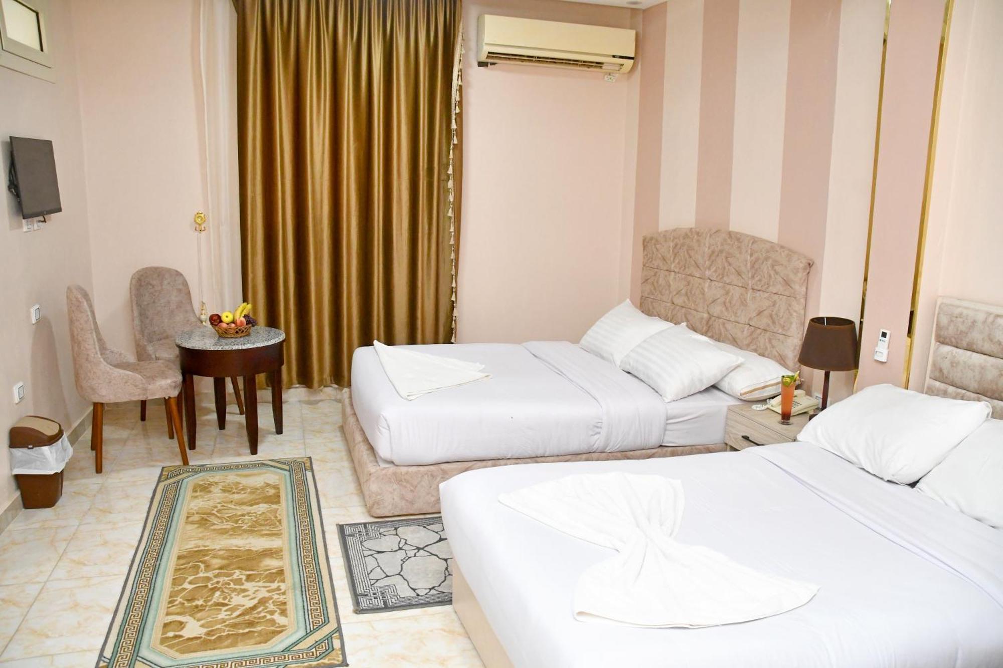 Nun Pyramids Hotel Kafret el-Gabal Habitación foto