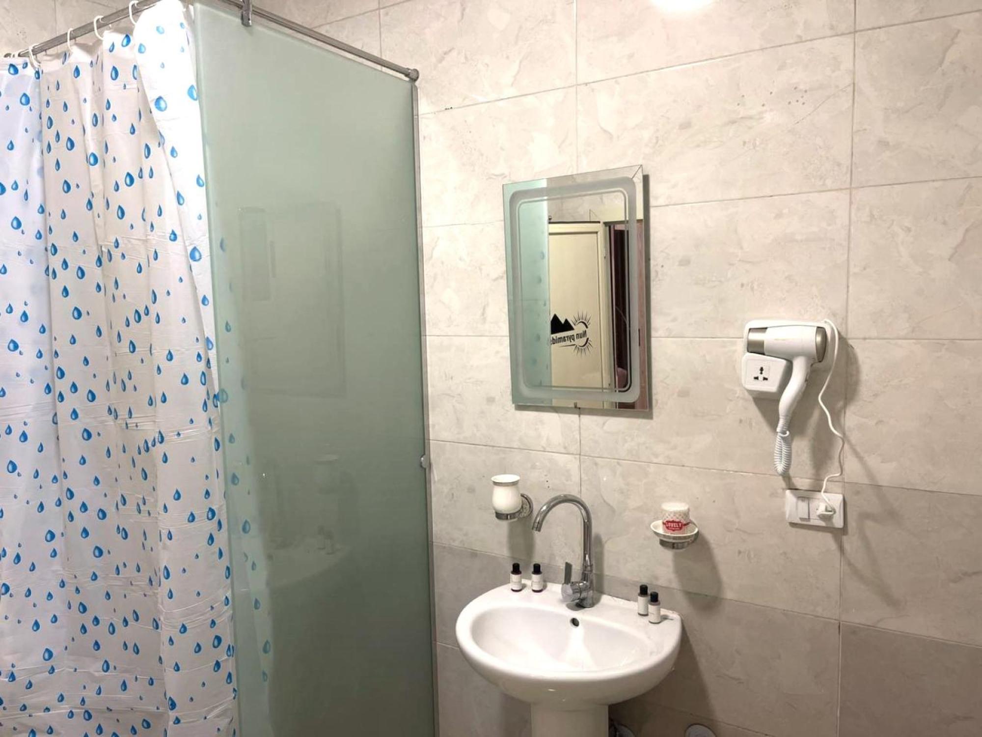 Nun Pyramids Hotel Kafret el-Gabal Habitación foto